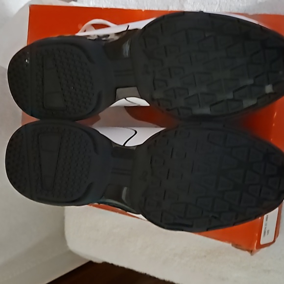 Mens Puma shoes - Picture 4 of 5